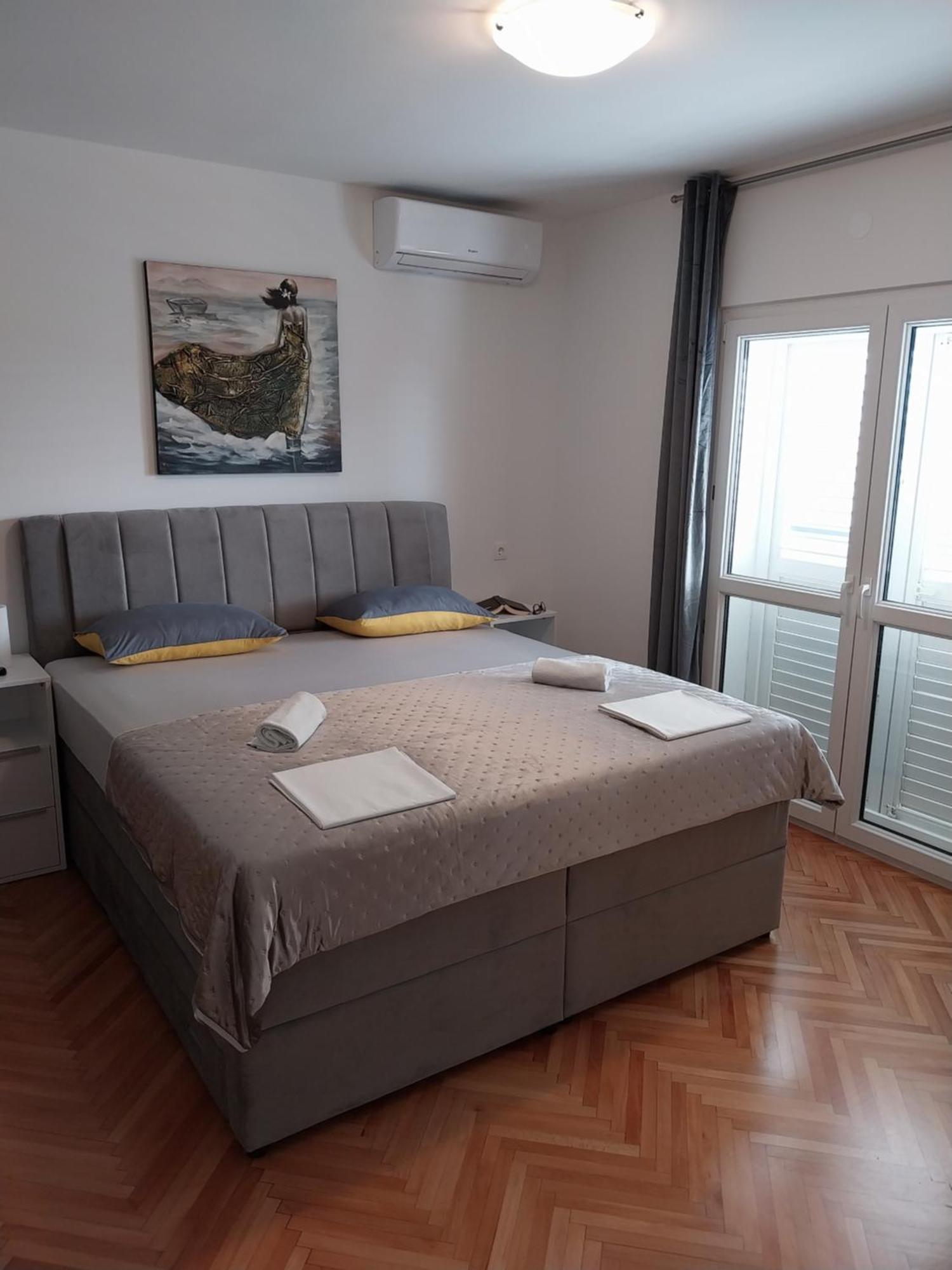 מאקרסקה Apartments Rose Loboja מראה חיצוני תמונה