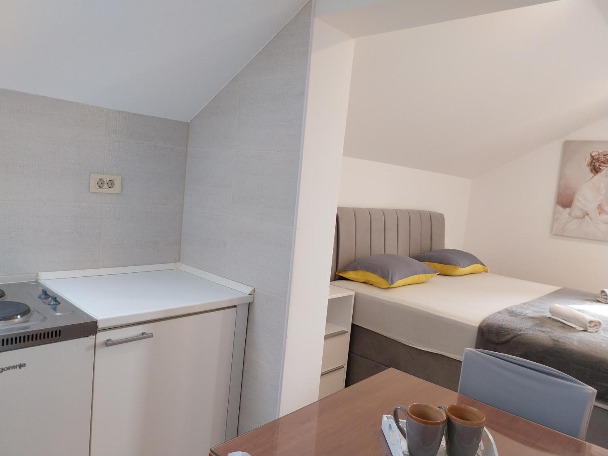 מאקרסקה Apartments Rose Loboja מראה חיצוני תמונה