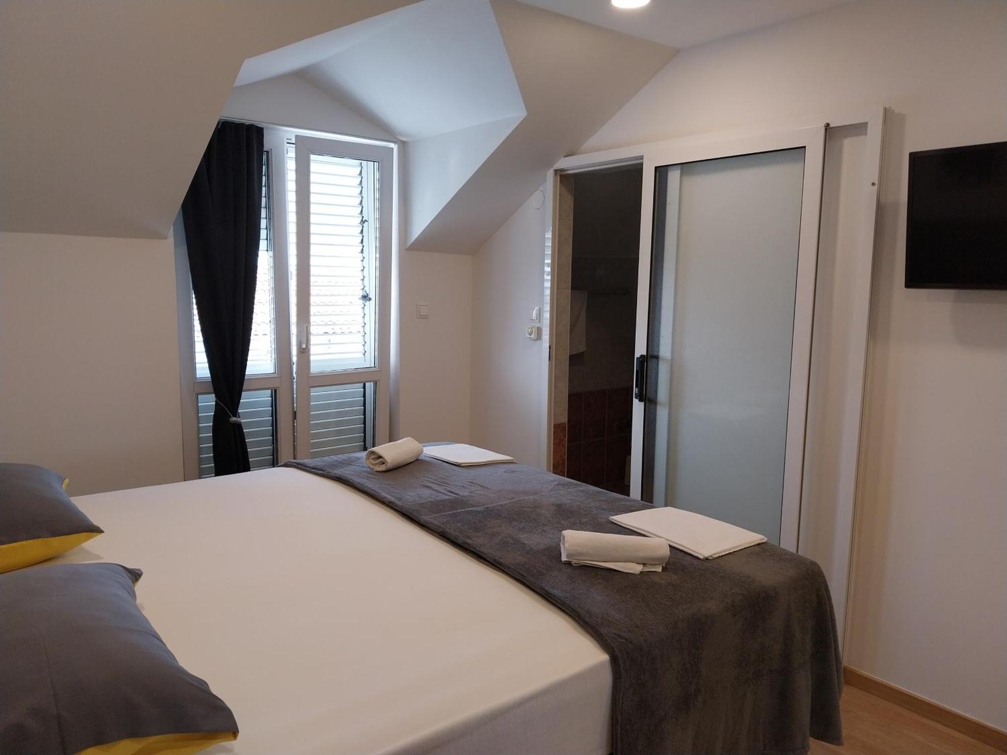 מאקרסקה Apartments Rose Loboja מראה חיצוני תמונה